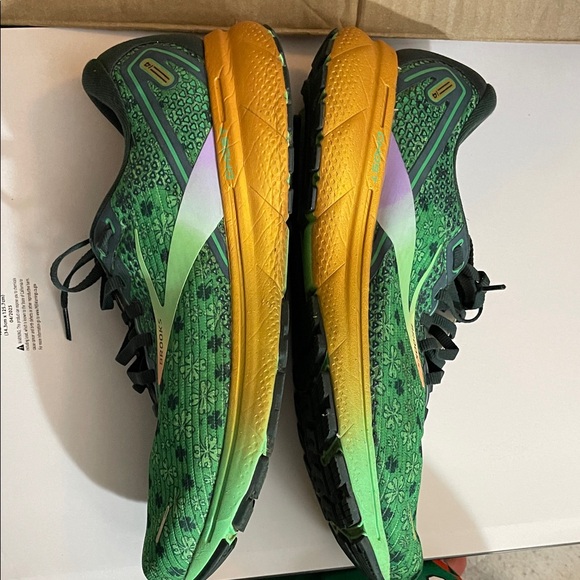 Men’s Brooks Ghost Running Shoes Kelly Shamrock Green Run Lucky Sneakers. EUC - Picture 4 of 8